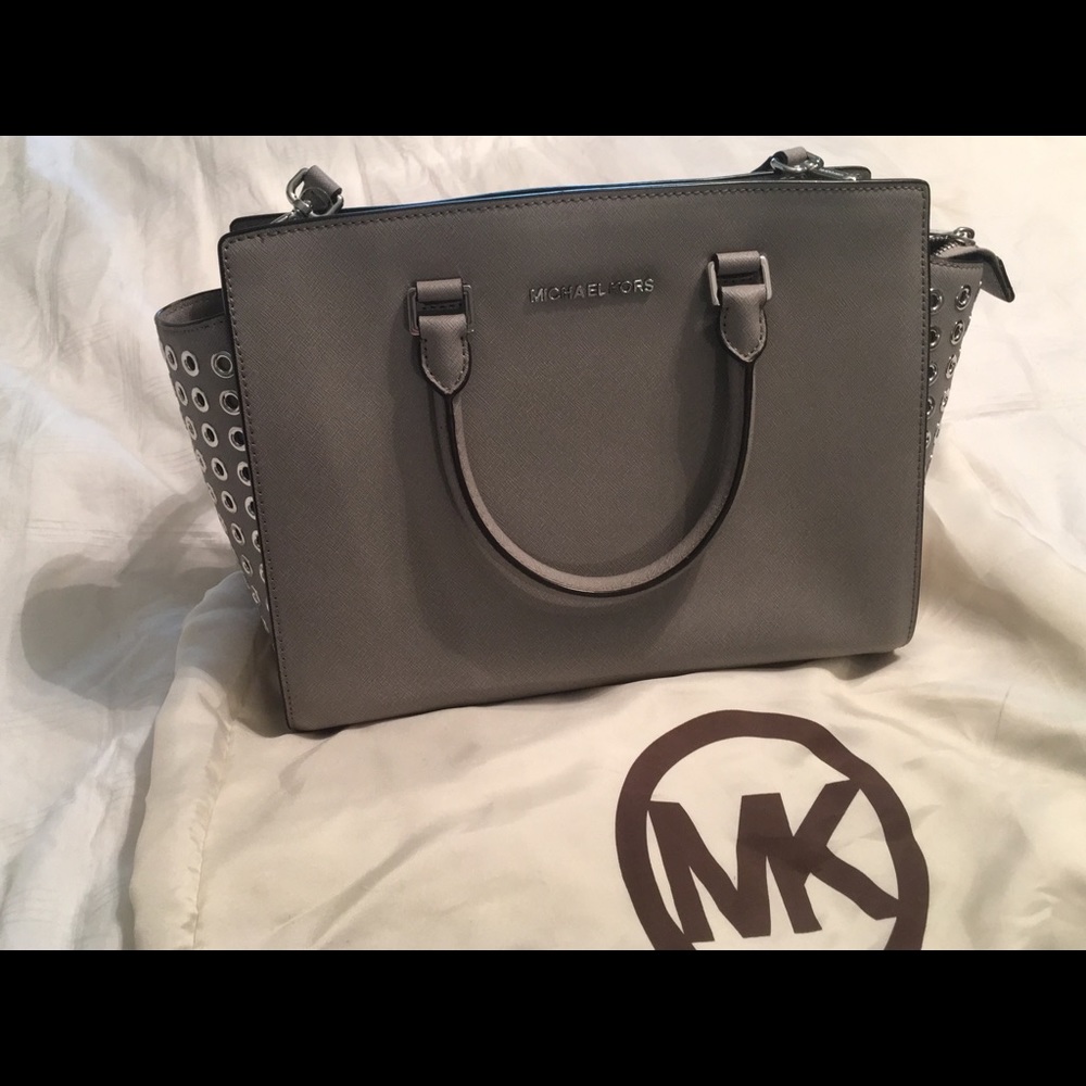 Authentic Michael Kors-Selma Grommet TZ-Satchel